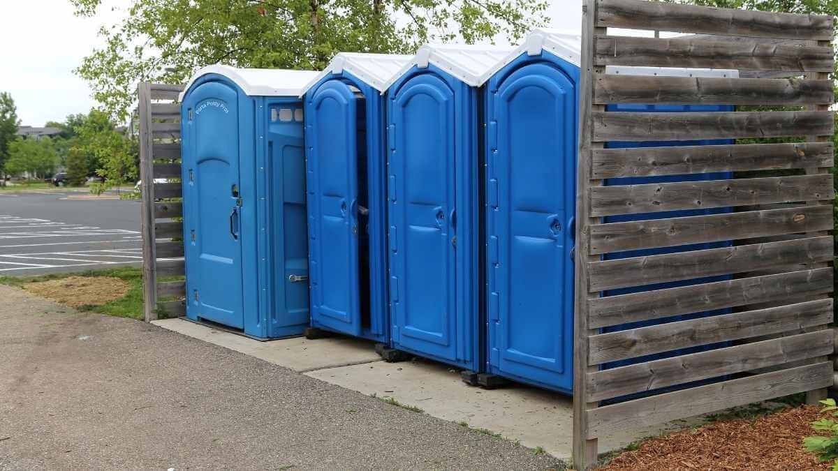 Porta Potty Rental Pros - Quality Portable Restroom Services in Larimore, ND, 58251